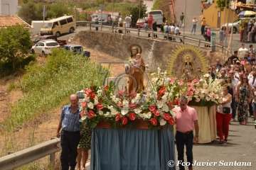La Breña procesiona a sus patronos con la polémica de la gala Drag Queen aún latente (Foto Francisco Javier Santana)